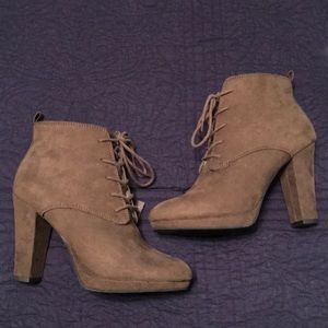 Never worn olive boot!